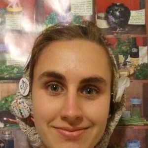 Meet your Posher, Marianne